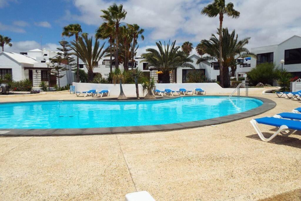Playa Bastian A47 - ocean view Apartment Costa Teguise Bagian luar foto
