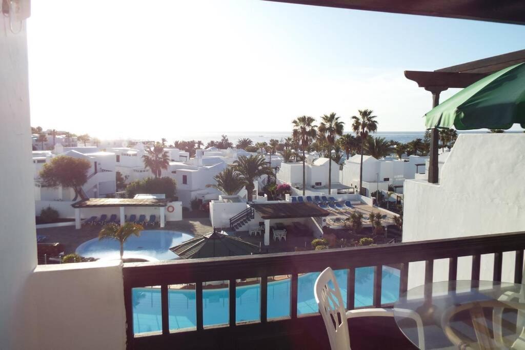 Playa Bastian A47 - ocean view Apartment Costa Teguise Bagian luar foto