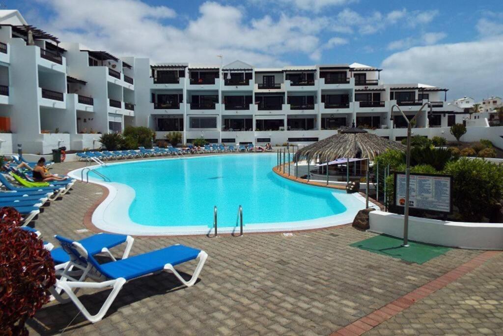 Playa Bastian A47 - ocean view Apartment Costa Teguise Bagian luar foto